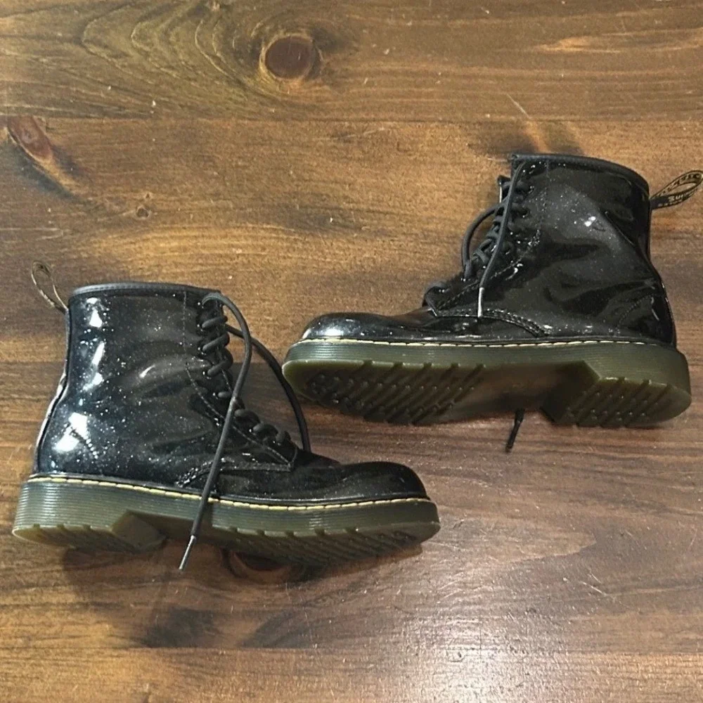 Dr Martens Kids Glitter Patent Boots‎ Black Lace Zip Youth Size 4